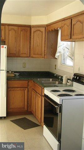 15 Sharon Road Enola, PA 17025 - Photo 4 of 19 Gallery Image 4