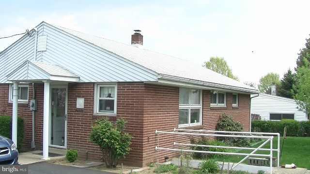 15 Sharon Road Enola, PA 17025 - Photo 8 of 19 Gallery Image 8