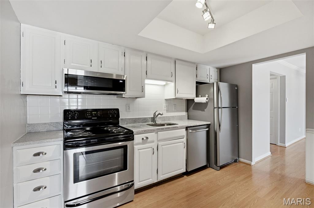 1030 North Harrison Avenue, Unit 404 St. Louis, MO 63122 - Photo 9 of 31