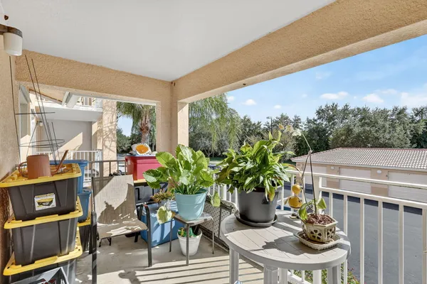 $171,900 | 201 Southwest Palm Drive, Unit 201, Port St. Lucie, FL 34986