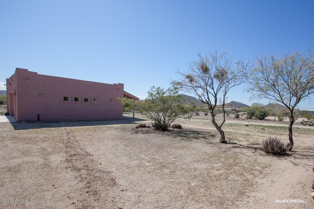2233 West Irvine Road Phoenix, AZ 85086 - Photo 3 of 28 HRMX7681web