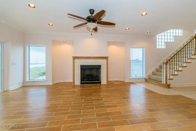 $5,995 | 1626 Strand Street, Neptune Beach, FL 32266