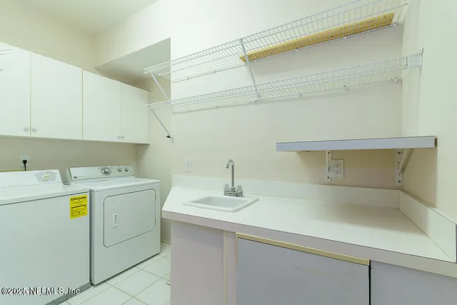 $5,995 | 1626 Strand Street, Neptune Beach, FL 32266