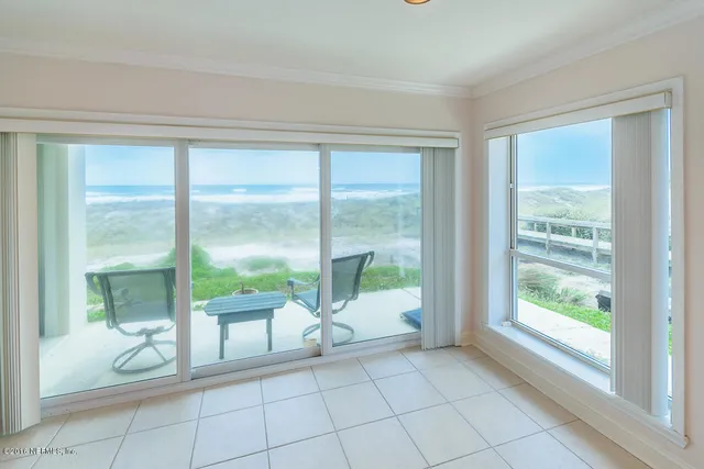 $5,995 | 1626 Strand Street, Neptune Beach, FL 32266