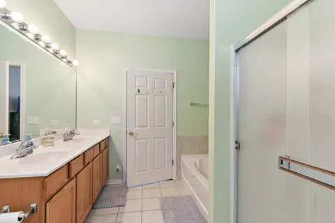 $255,000 | 1527 Waterside Drive, Unit 1527, DeKalb, IL 60115