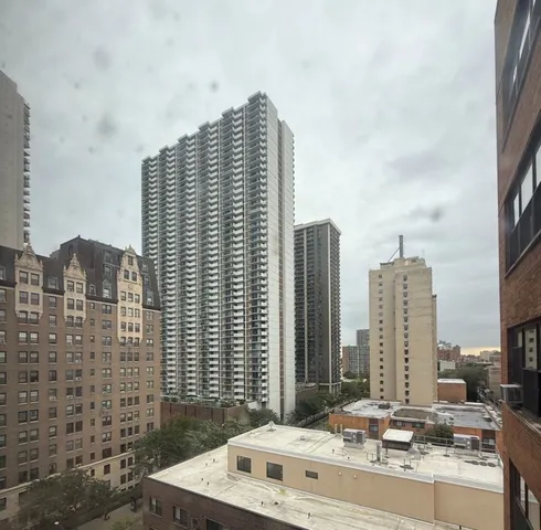 $1,195 | 6118 North Sheridan Road, Unit 1006, Chicago, IL 60660