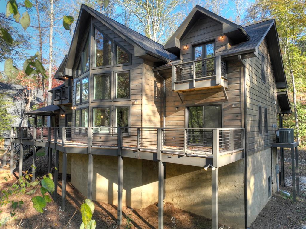 1719 Hogback Drive Blue Ridge, GA 30513 - Photo 2 of 67