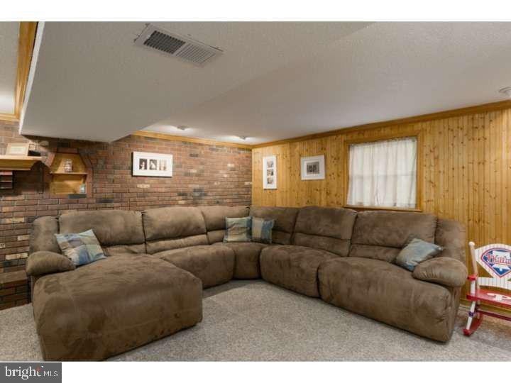 53 Hawkin Road Medford, NJ 08055 - Photo 15 of 22