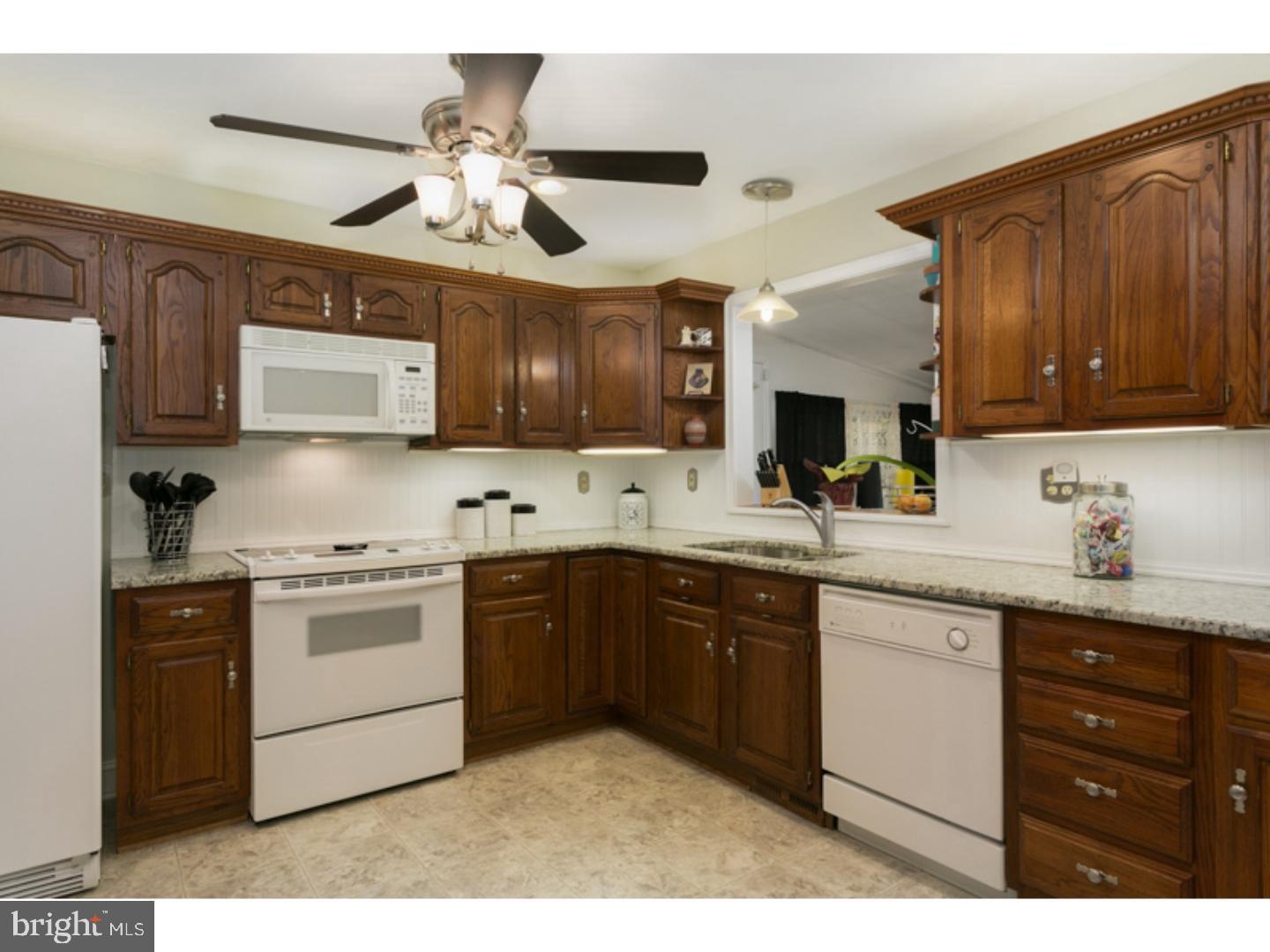 53 Hawkin Road Medford, NJ 08055 - Photo 5 of 22