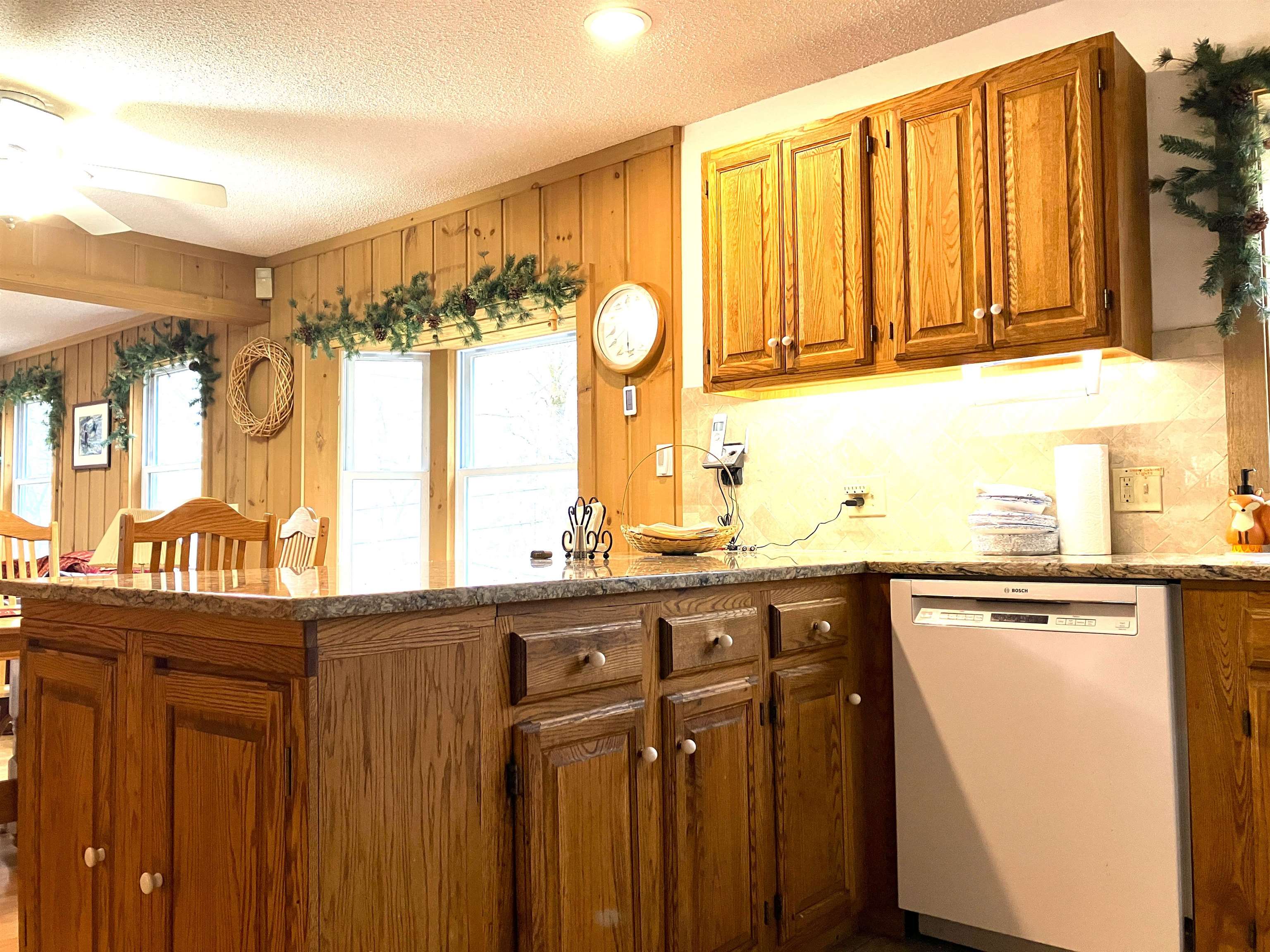 14 High Top Road, Unit B124 Wilmington, VT 05363 - Photo 11 of 59