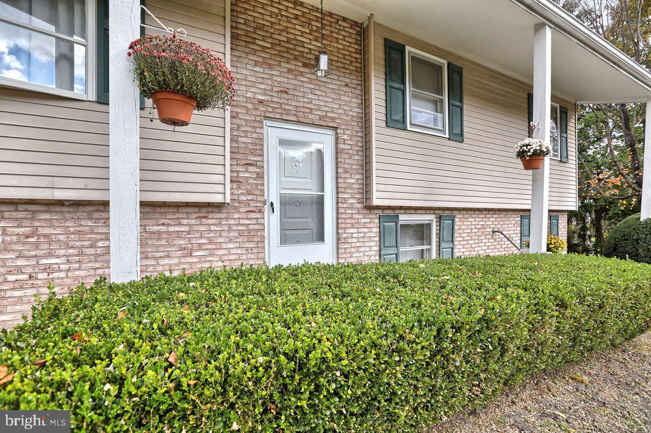 495 Beaver Road Harrisburg, PA 17112 - Photo 33 of 34 Front Eleavation