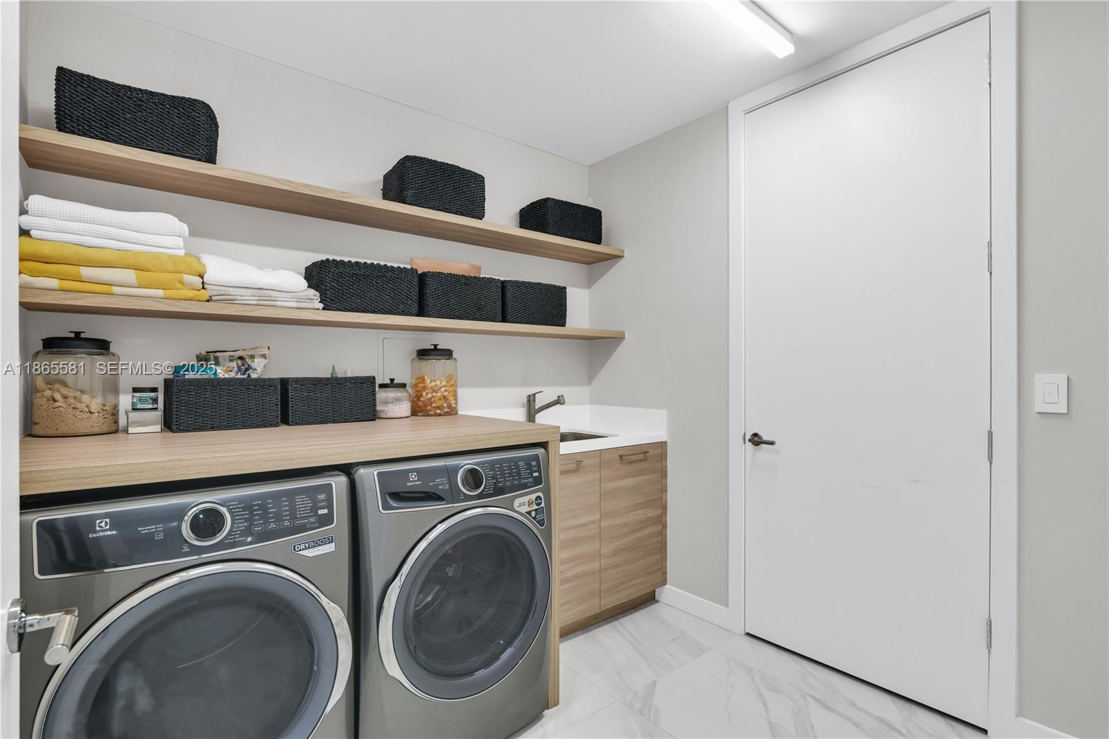 220 Southeast Mizner Boulevard, Unit 414 Boca Raton, FL 33432 - Photo 11 of 47