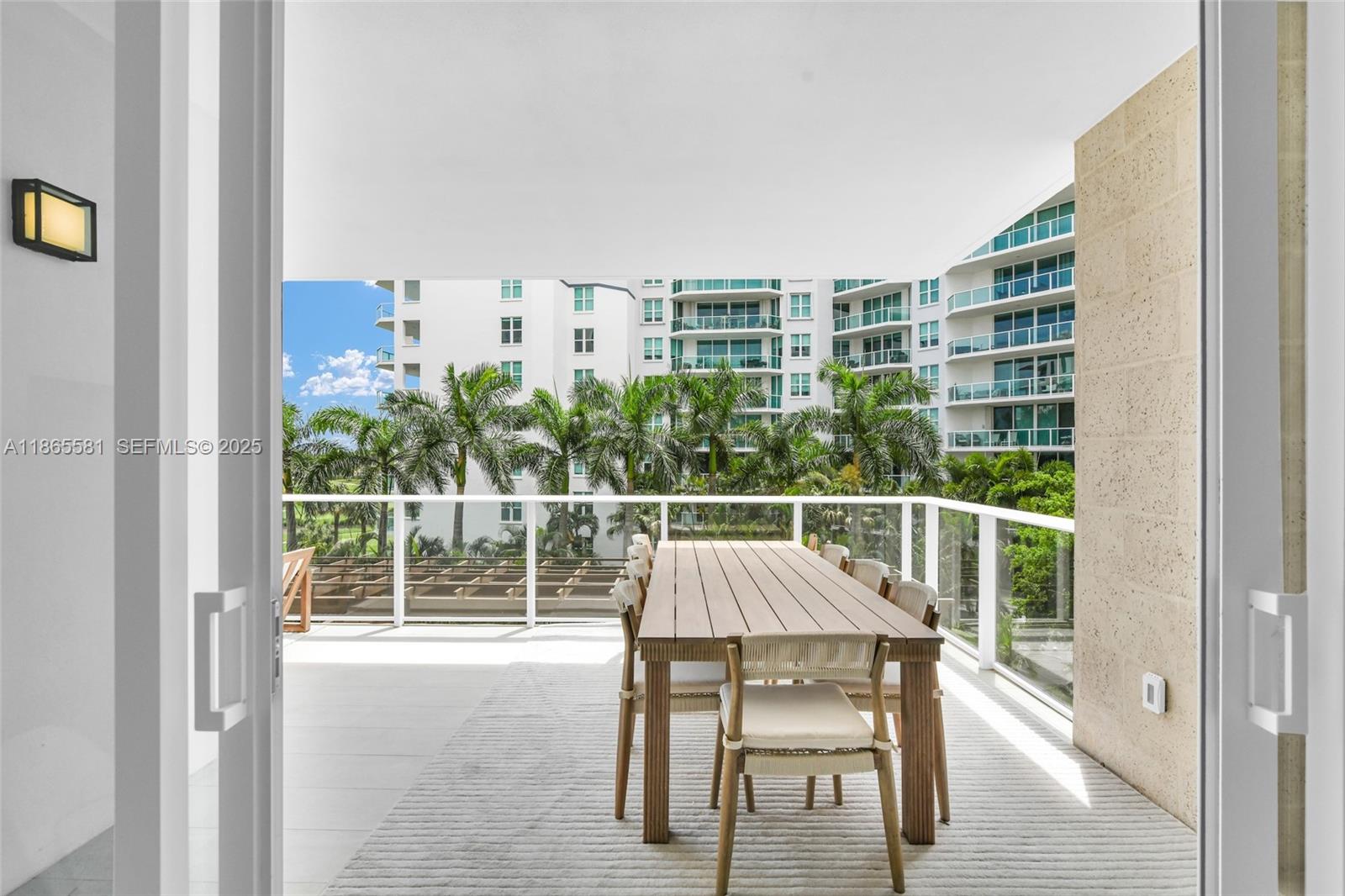 220 Southeast Mizner Boulevard, Unit 414 Boca Raton, FL 33432 - Photo 18 of 47