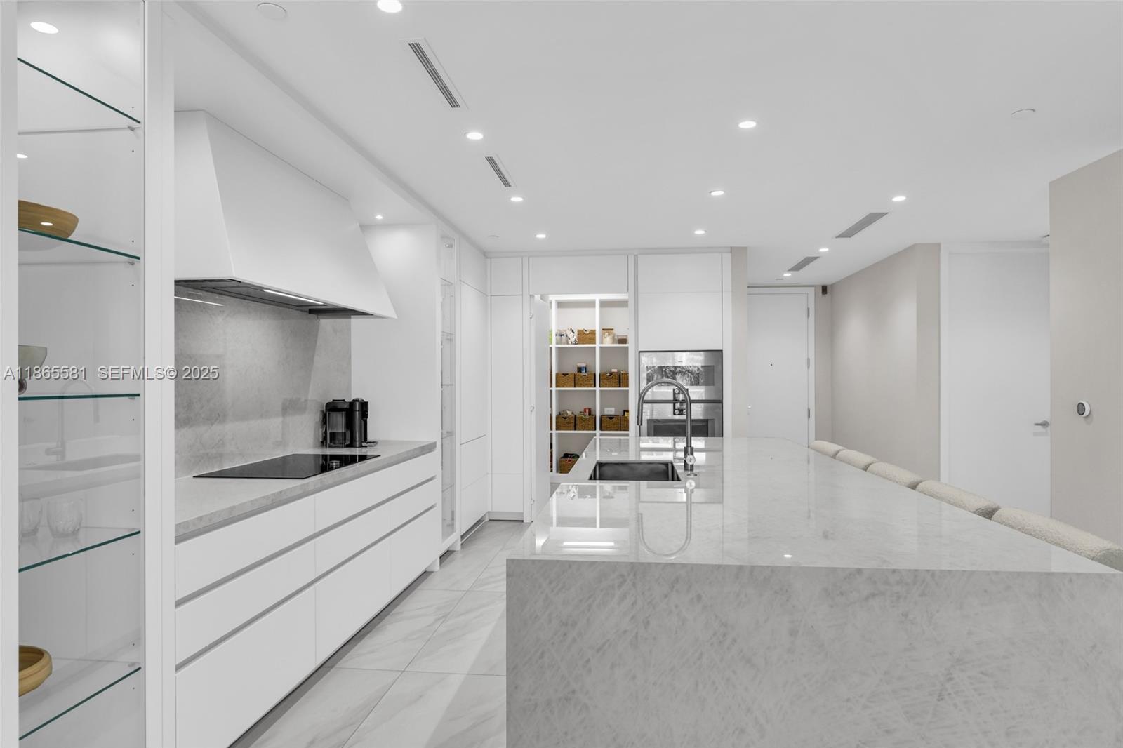 220 Southeast Mizner Boulevard, Unit 414 Boca Raton, FL 33432 - Photo 6 of 47