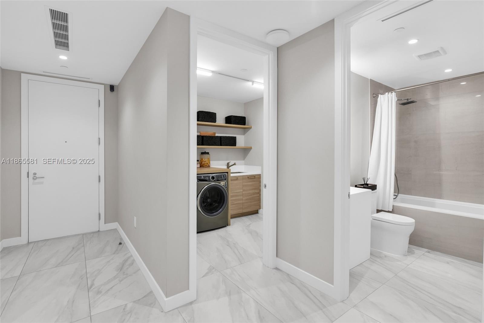 220 Southeast Mizner Boulevard, Unit 414 Boca Raton, FL 33432 - Photo 10 of 47