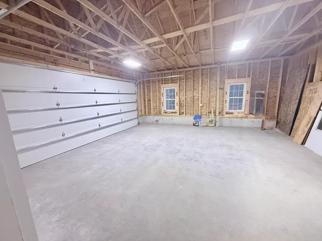 $460,000 | 23 Lilac Lane, Unit 23, Kennebunk, ME 04043