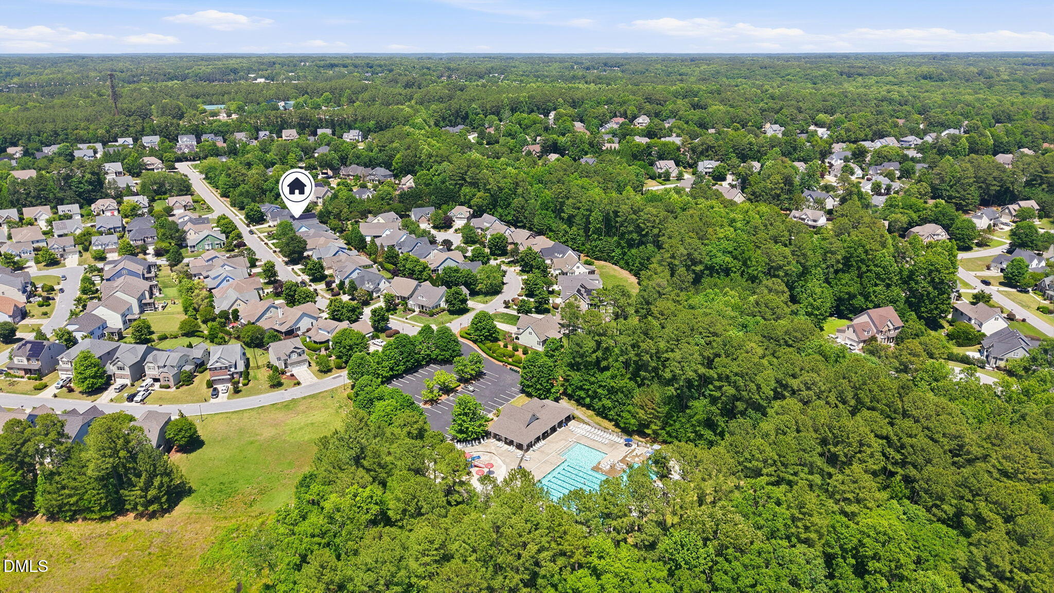 7040 Dayton Ridge Drive Apex, NC 27539 - Photo 35 of 38 an aerial view of multiple house
