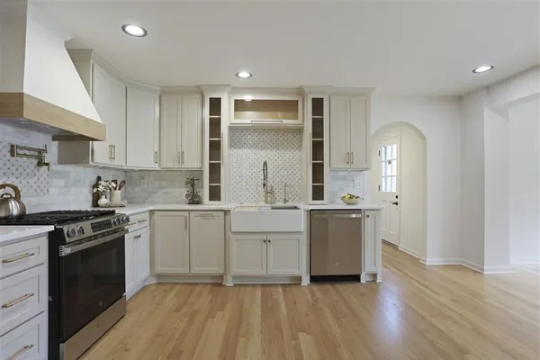 $499,999 | 12126 Jefferson Court, Kansas City, MO 64145