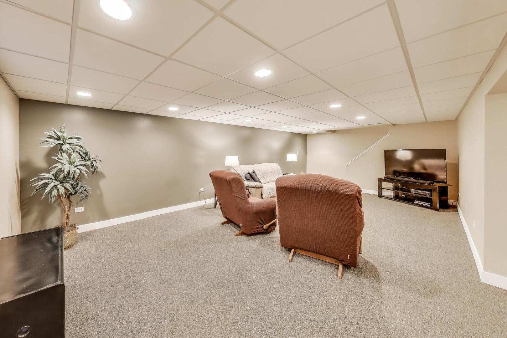 206 West Hintz Road Arlington Heights, IL 60004 - Photo 26 of 42