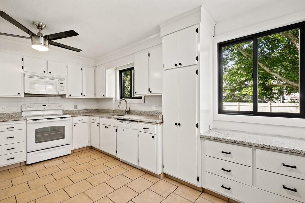 25 Maple Valley Road Lynn, MA 01904 - Photo 16 of 30 Gallery Image 16