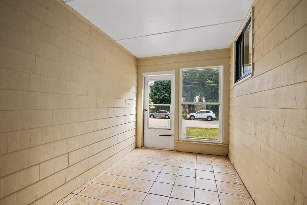 25 Maple Valley Road Lynn, MA 01904 - Photo 19 of 30 Gallery Image 19