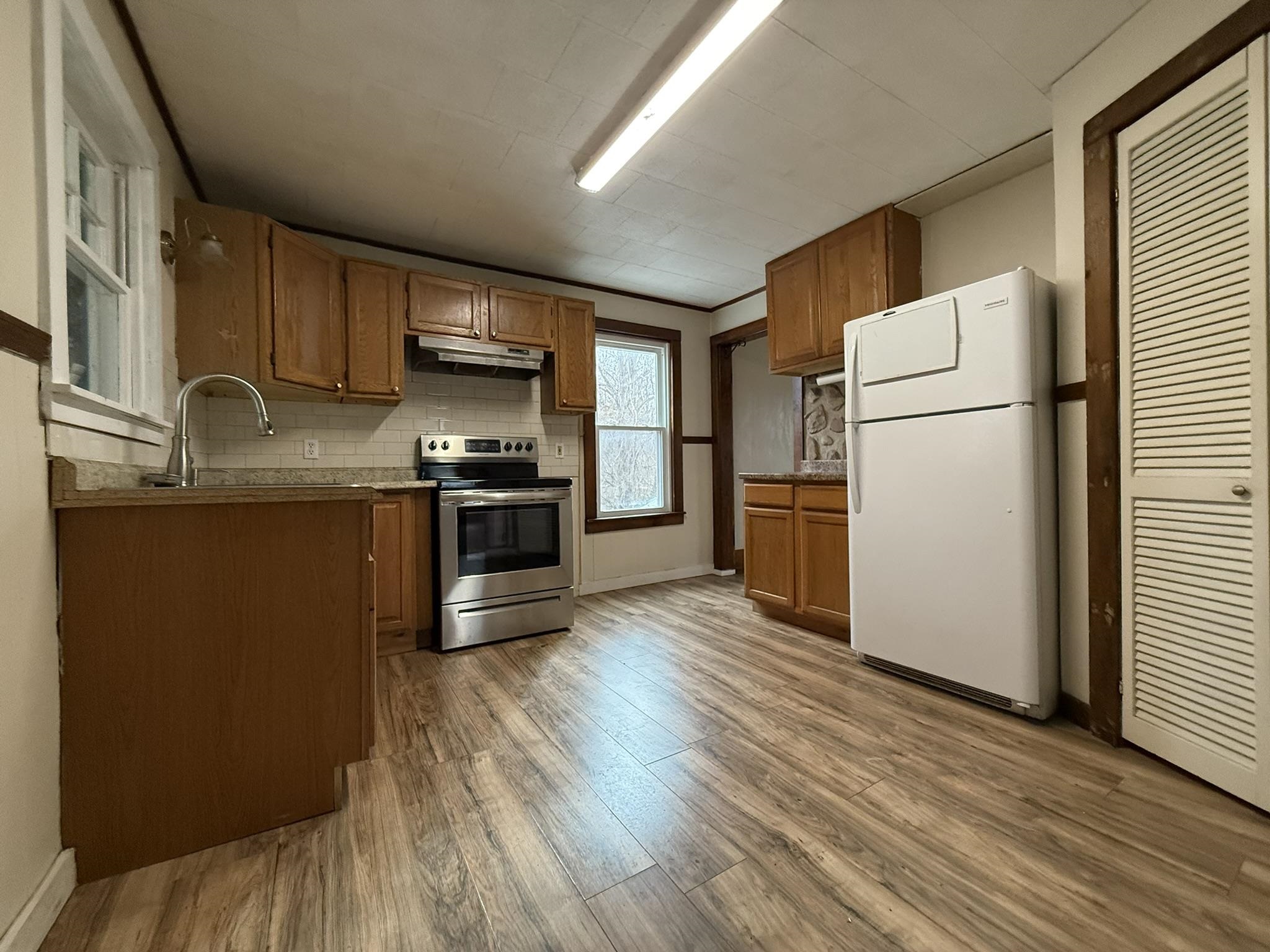 111 Hicks Avenue Bennington, VT 05201 - Photo 10 of 15