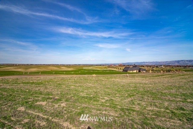6 Red Hawk Road Walla Walla, WA 99362 - Photo 11 of 14