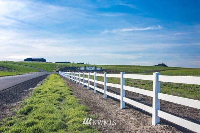 6 Red Hawk Road Walla Walla, WA 99362 - Photo 12 of 14