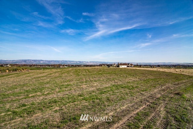 6 Red Hawk Road Walla Walla, WA 99362 - Photo 9 of 14