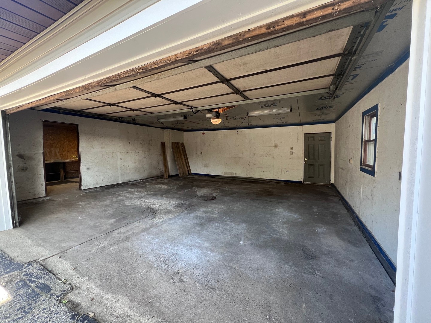 14707 Caledonia Road Caledonia, IL 61011 - Photo 13 of 37 a view of garage