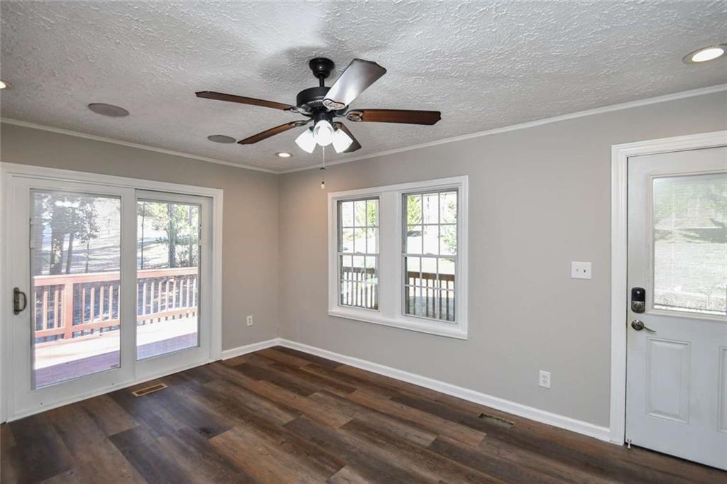 4291 Bartow Carver Road Southeast Acworth, GA 30102 - Photo 3 of 14