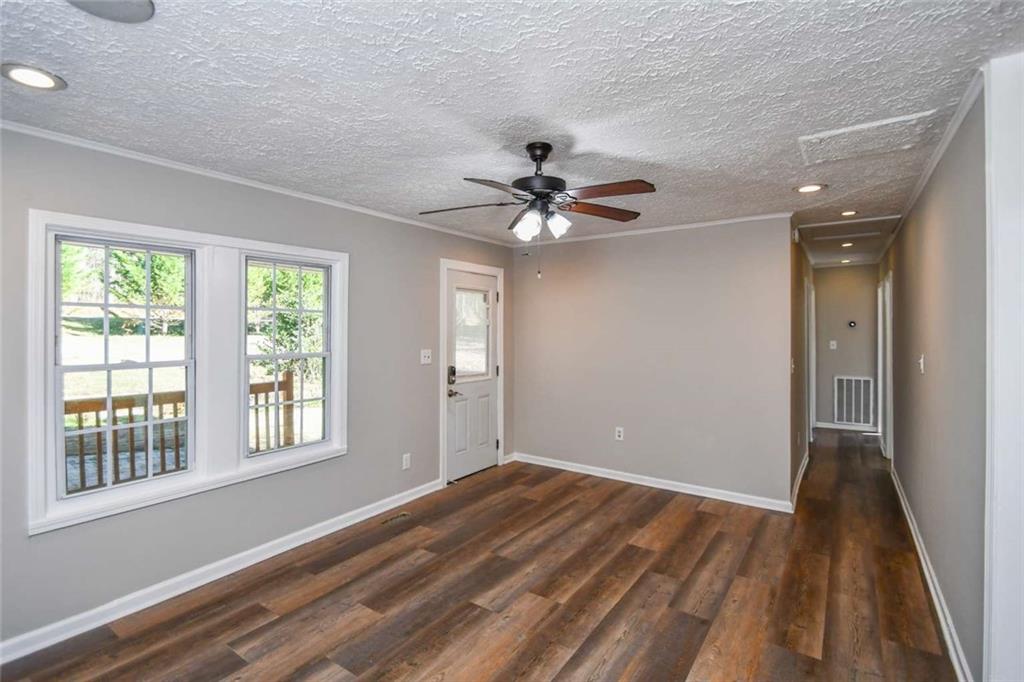 4291 Bartow Carver Road Southeast Acworth, GA 30102 - Photo 4 of 14