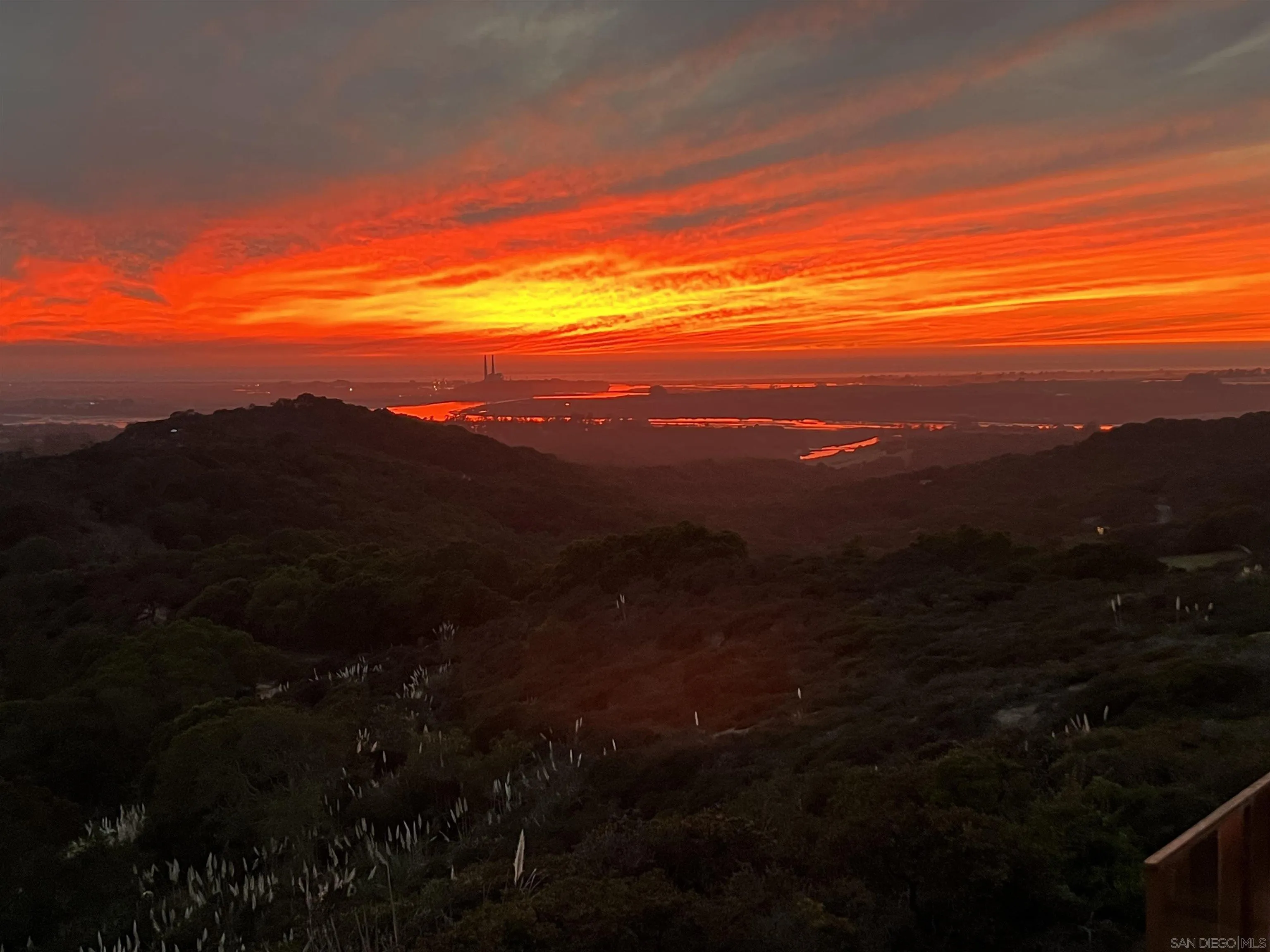 404 Hidden Valley Road Watsonville, CA 95076 - Photo 44 of 69 a view of sky from ocean