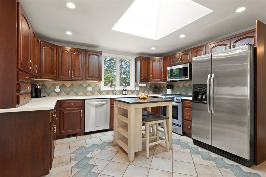 20 Harriman Road Hudson, MA 01749 - Photo 11 of 20 Gallery Image 11