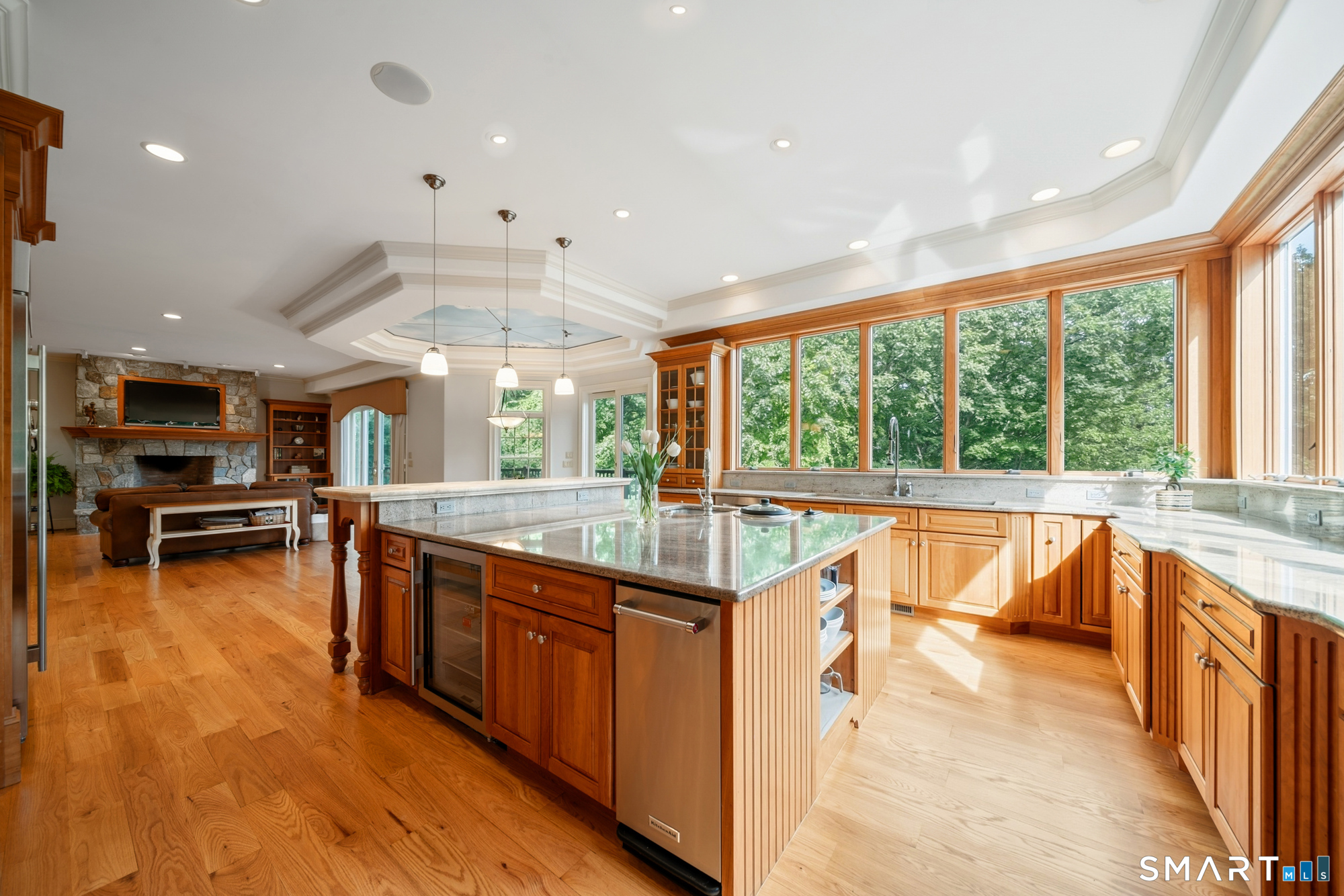 108 Westland Road Avon, CT 06001 - Photo 5 of 35 Gallery Image 5