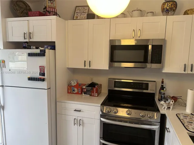 $2,100 | 10295 Boca Bend West, Unit L3, Boca Raton, FL 33428