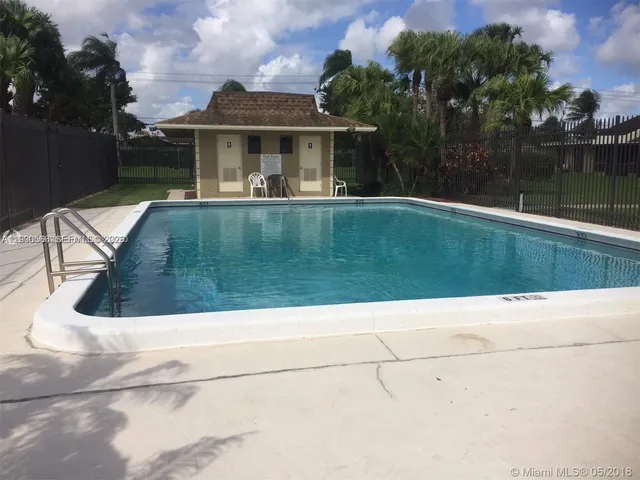 $2,100 | 10295 Boca Bend West, Unit L3, Boca Raton, FL 33428