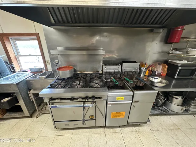 $535,000 | 1225-1227 Highway 9, Stockport, NY 12534