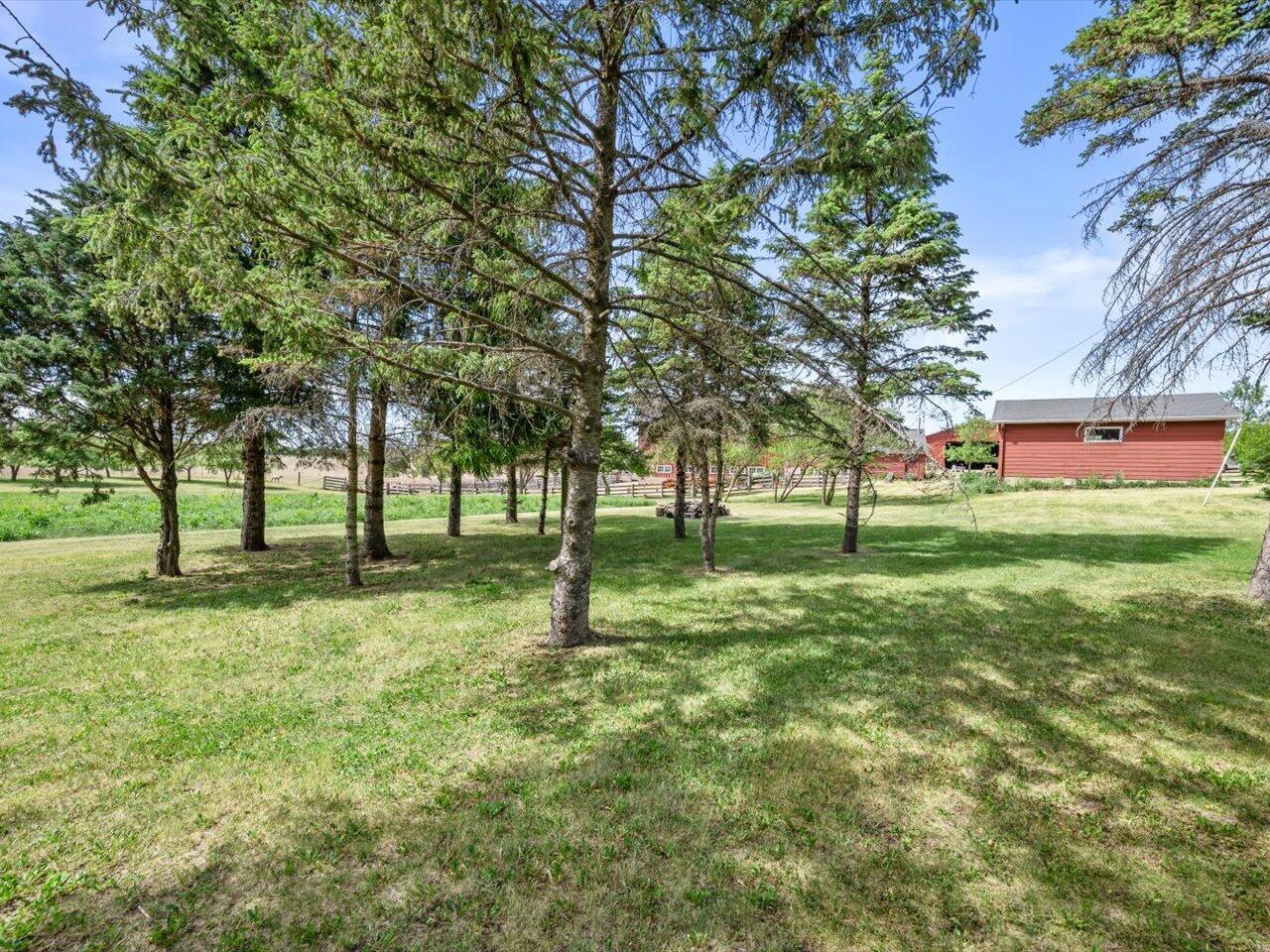 W334-s7837 County Road East Mukwonago, WI 53149 - Photo 39 of 49 39