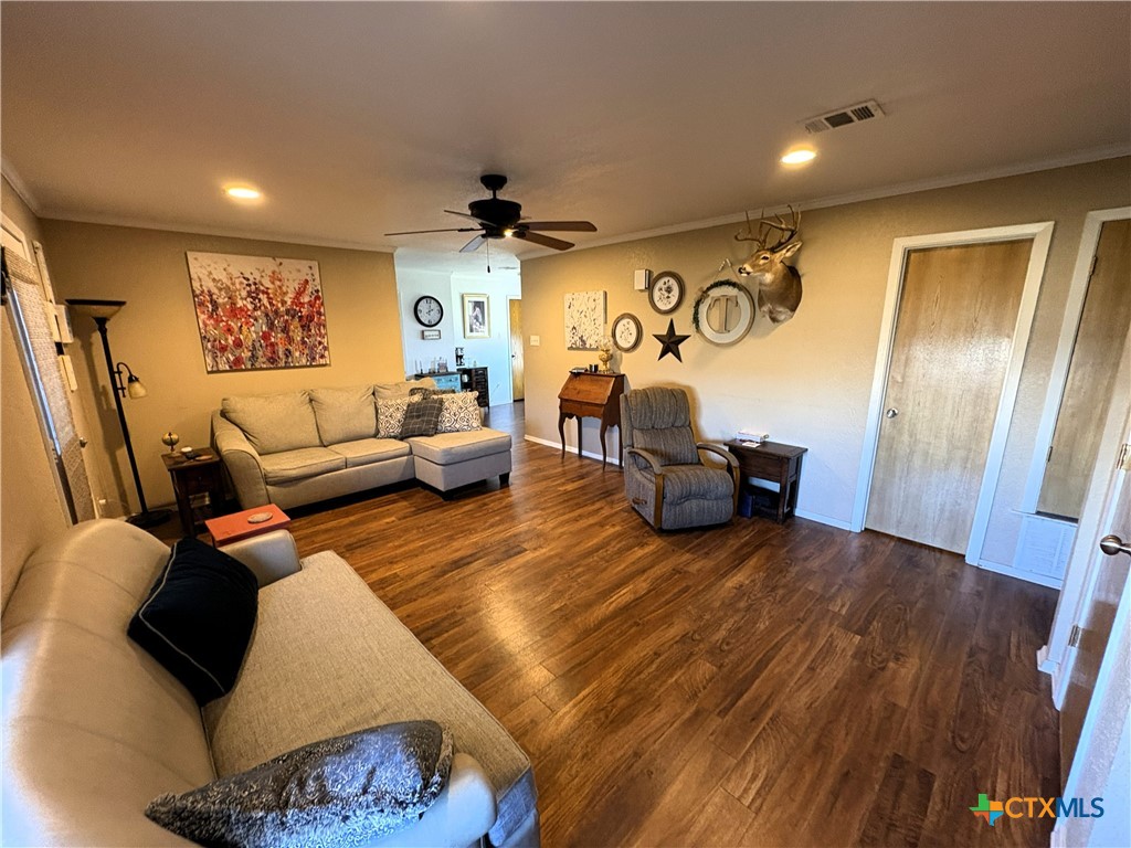 936 County Road 109 Riesel, TX 76682 - Photo 4 of 22 a living room with furniture