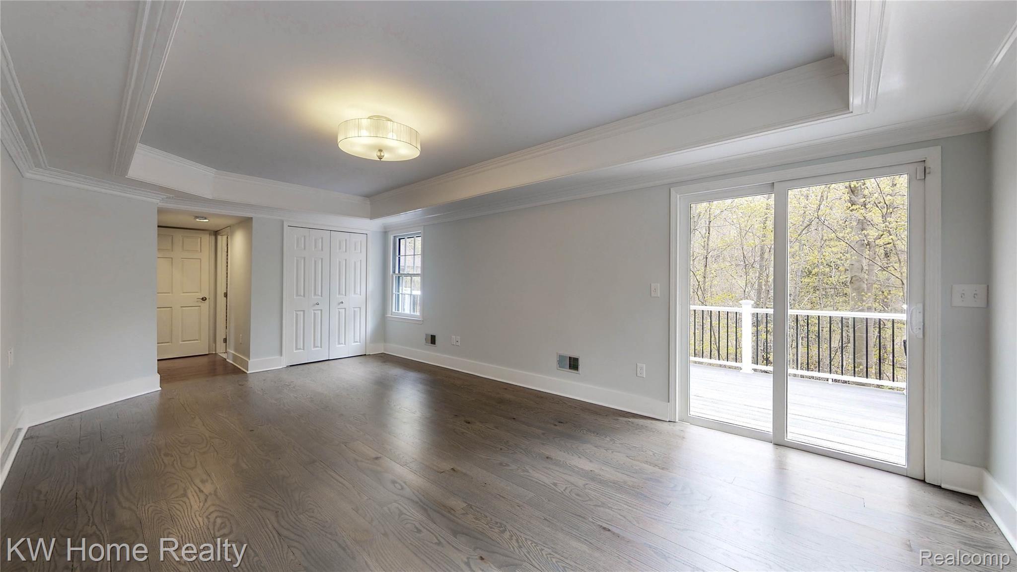 34536 Quaker Valley Road Farmington, MI 48331 - Photo 25 of 55 Interior-38.jpg