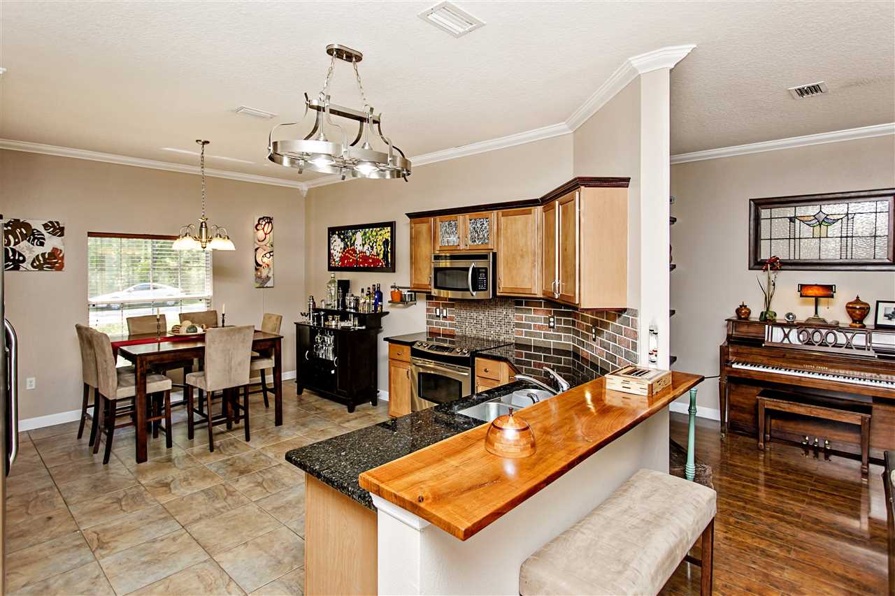 21 Riddle Drive Palm Coast, FL 32164 - Photo 8 of 26 Gallery Image 8