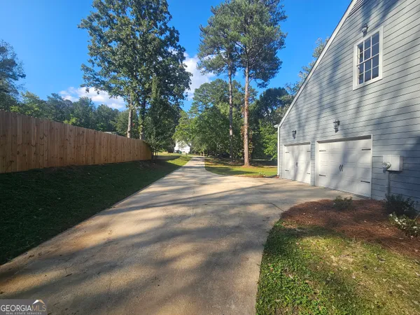 $2,550 | 150 Park Timbers Drive, Sharpsburg, GA 30277