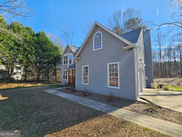 $2,550 | 150 Park Timbers Drive, Sharpsburg, GA 30277