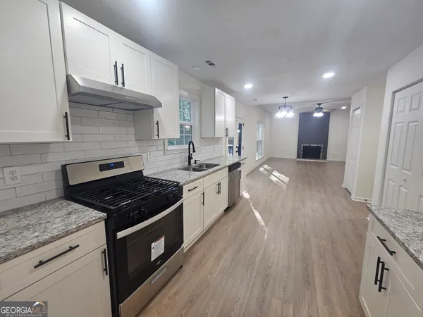 $2,550 | 150 Park Timbers Drive, Sharpsburg, GA 30277