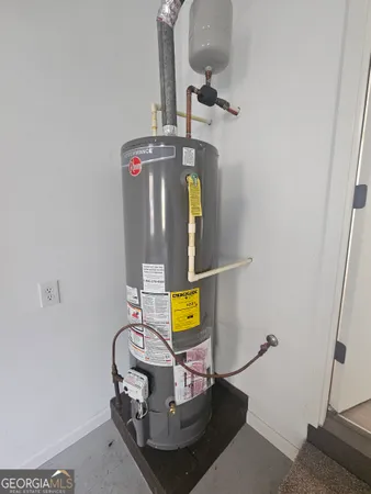 $2,550 | 150 Park Timbers Drive, Sharpsburg, GA 30277