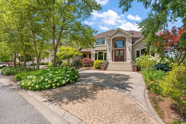 $1,099,900 | 1458 Spyglass Circle, Chesterton, IN 46304