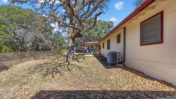 $415,000 | 119 Felps Drive, Blanco, TX 78606