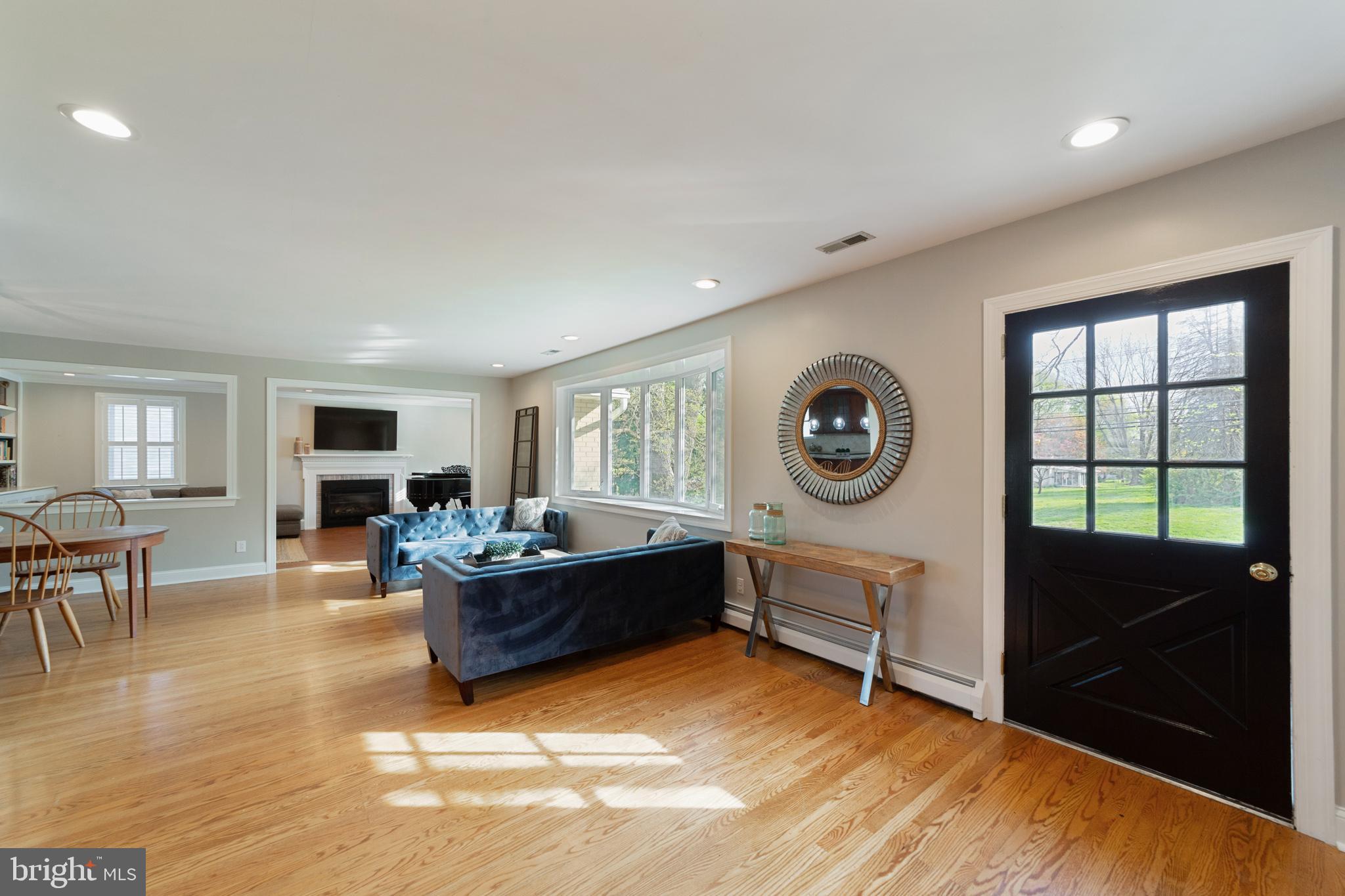 902 South Chester Road West Chester, PA 19382 - Photo 3 of 29 Gallery Image 3