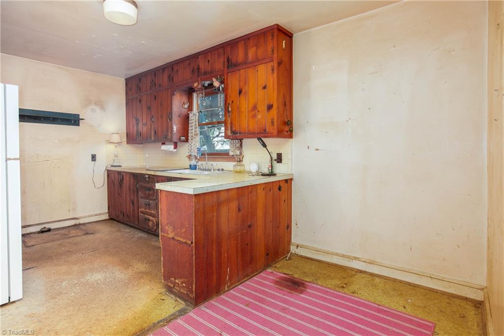 950 Stratford Road Northwest Winston-Salem, NC 27104 - Photo 19 of 41